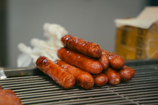 Glutwurst — Bratwurst mit Jalapeños und Cheddar